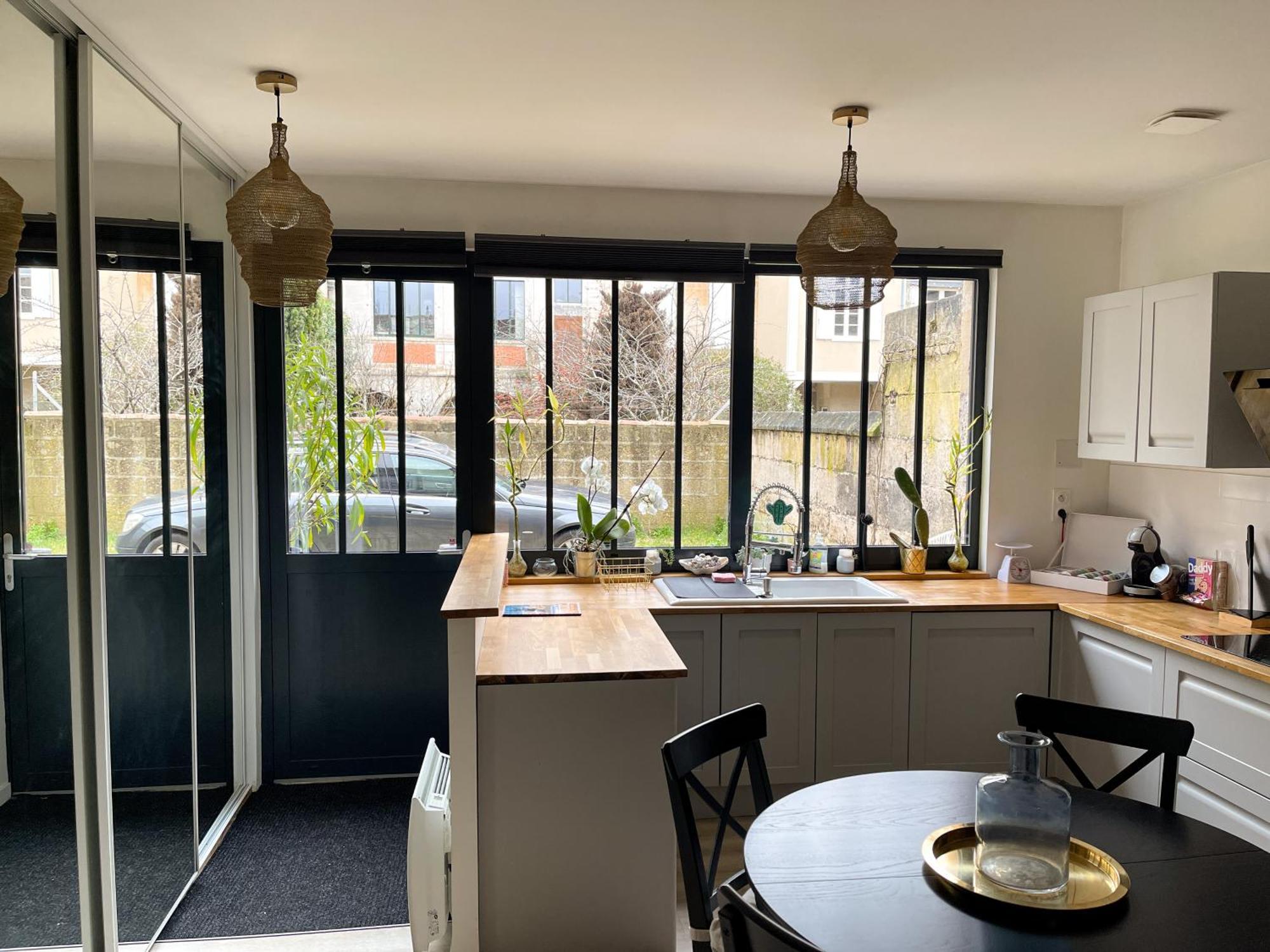 Maison + Parking Prive Au Coeur Angouleme 60M2 エクステリア 写真