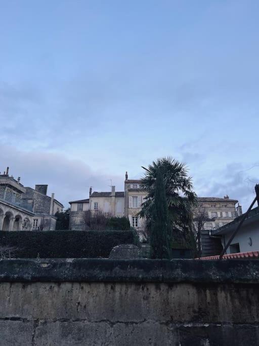 Maison + Parking Prive Au Coeur Angouleme 60M2 エクステリア 写真