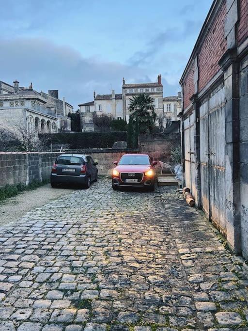 Maison + Parking Prive Au Coeur Angouleme 60M2 エクステリア 写真