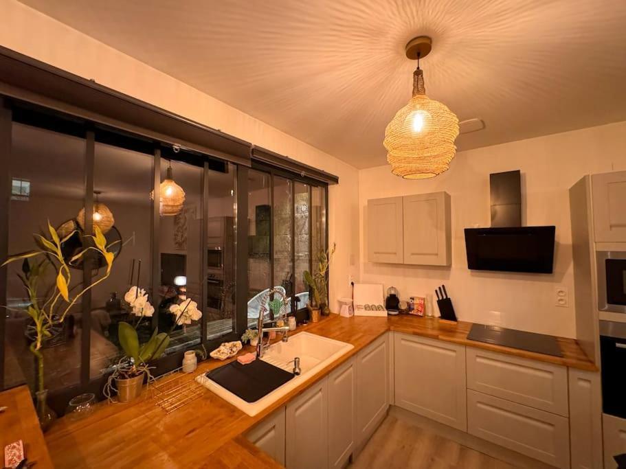 Maison + Parking Prive Au Coeur Angouleme 60M2 エクステリア 写真