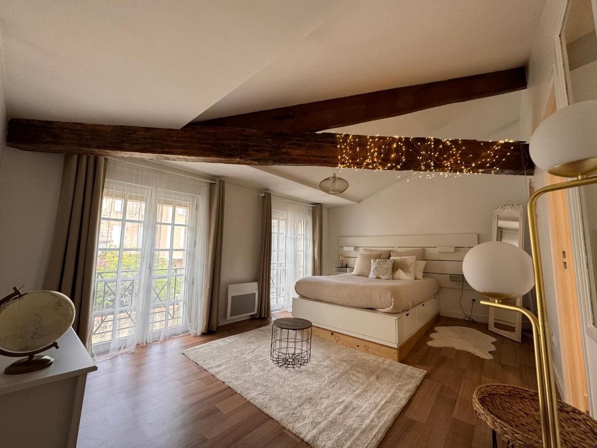 Maison + Parking Prive Au Coeur Angouleme 60M2 エクステリア 写真