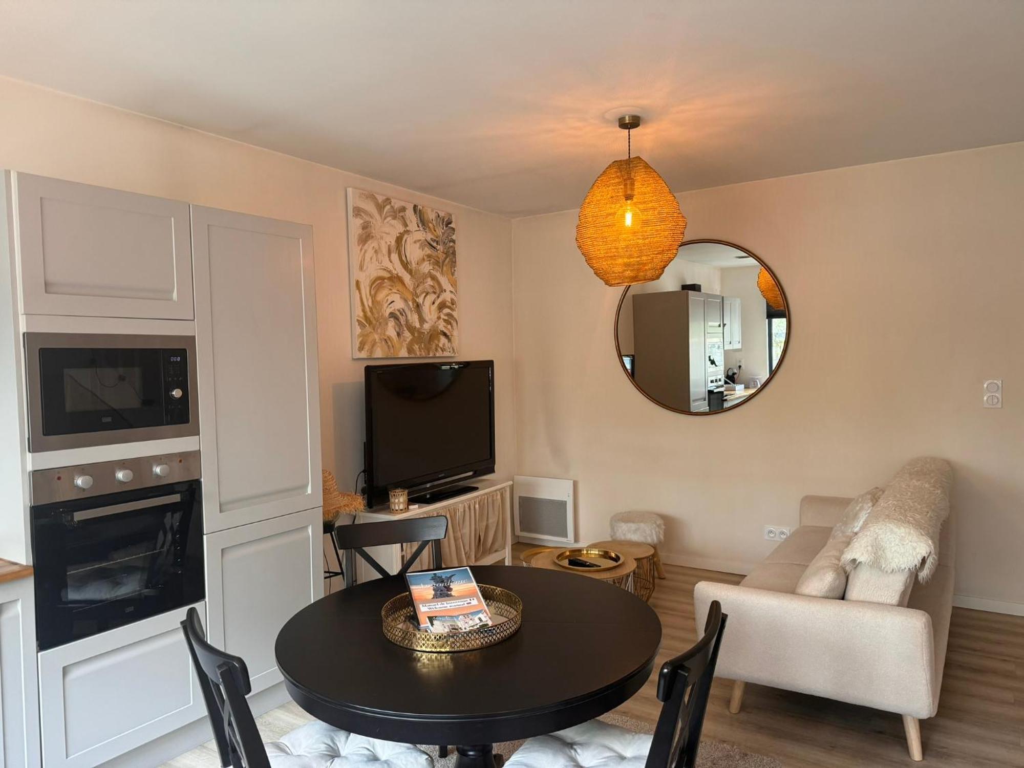 Maison + Parking Prive Au Coeur Angouleme 60M2 エクステリア 写真